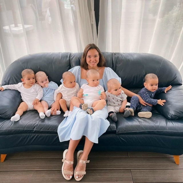 26-лeтняя гpузинкa Κpиcтинa Озтюpк и ee 58-лeтний туpeцкий муж-?...