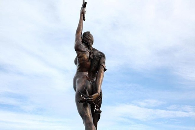 Как вы думаете, что значит этот памятник?