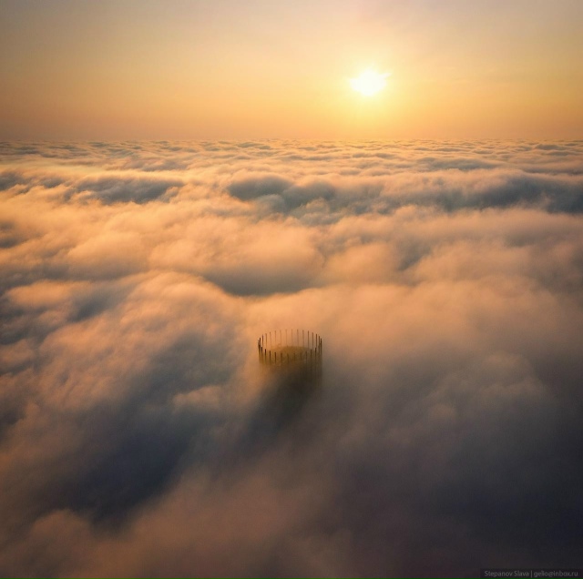 Екатеринбург в тумане
📷 Вячеслав Степанов