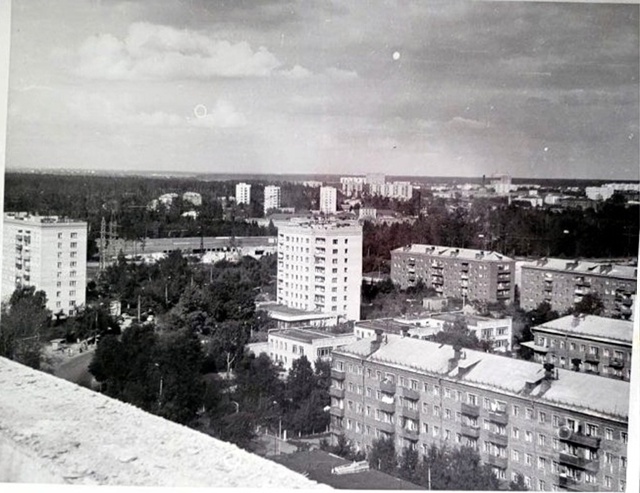 Фото из альбома «Балашиха 77».
Узнаете место?