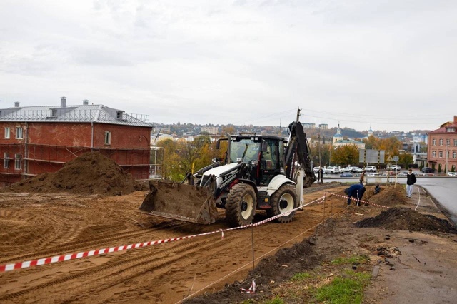 👉В Смоленске строят музыкальный каскад на Бакунина
??...