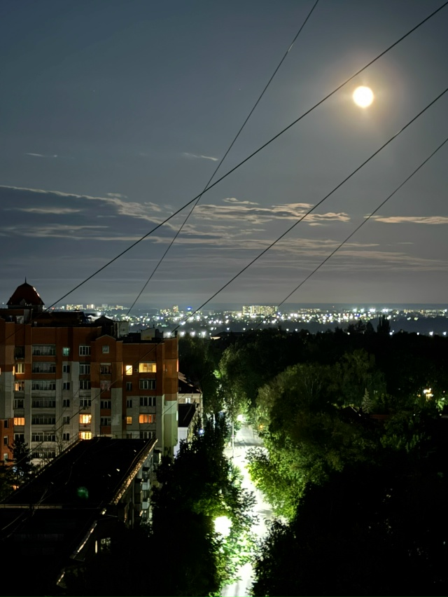 Брянск,Советский,ул. Горького
Спокойной ночи,Брянск!