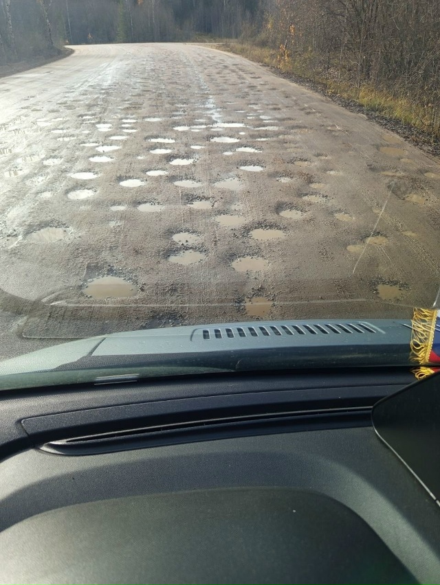 Глава Волоколамска Наталья Козлова!!!!!!
Приедьте в дере...