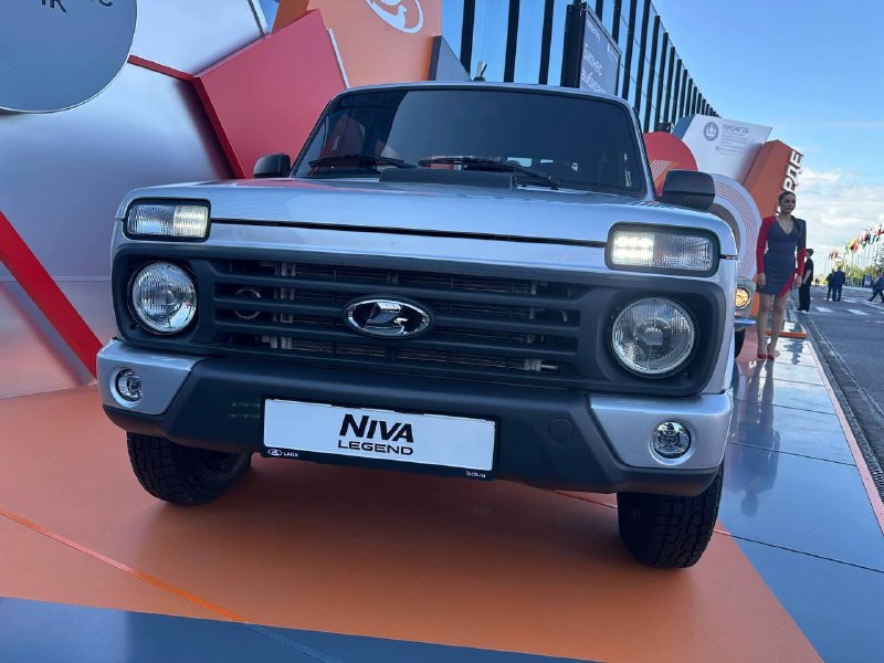 АвтоВАЗ показал обновлённую Niva Legend.
Появились первые фото модернизированного внедорожника.
В