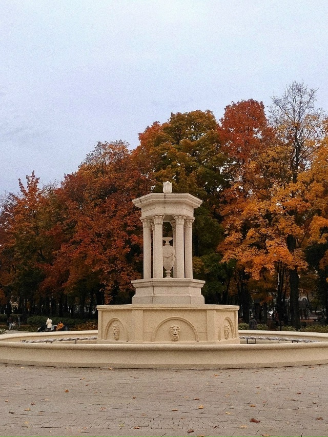 Удивительная осень в парке 