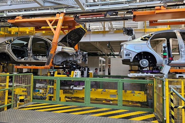 АвтоВАЗ строит наполеоновские планы
В этом году Авто...