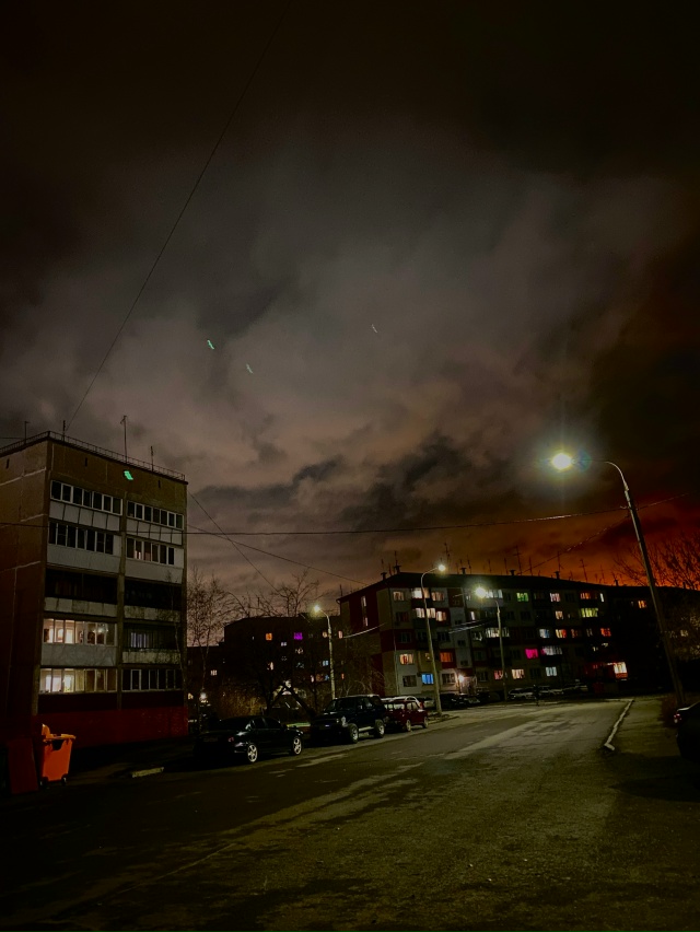 👀Уже и центр Копейска погрузился во тьму… Освещают т?...