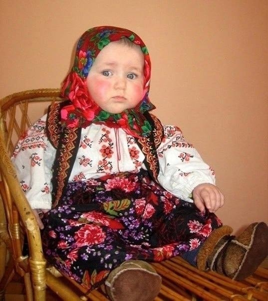 Одели нашу Катюшеньку для фотосессии! Правда красиво???...