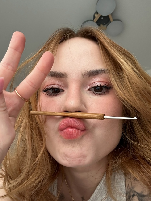 Котики тоже решили научиться вязать ?