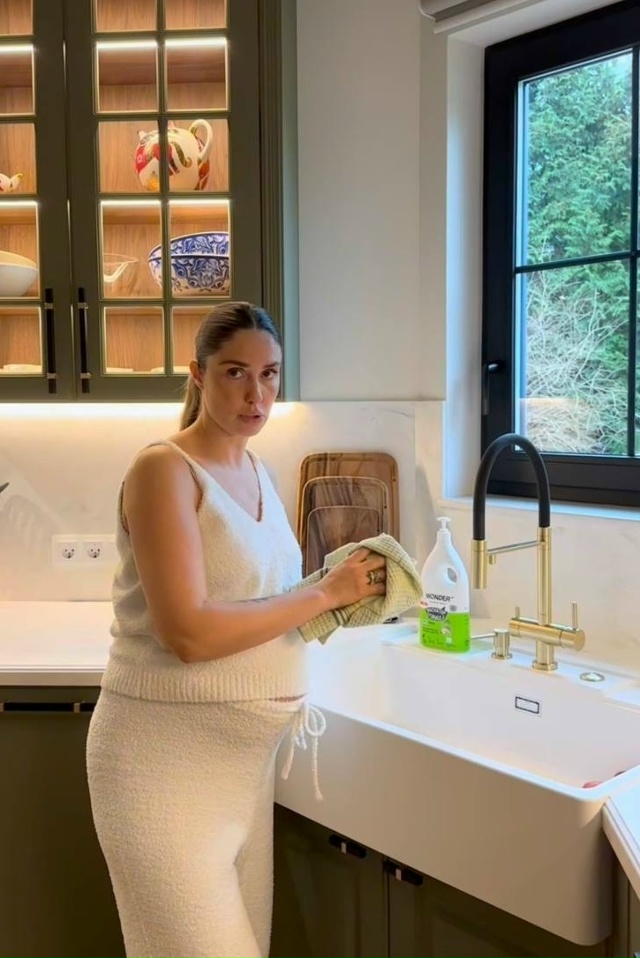 Сегодня замечательная новость – Агата Муцениеце стал?...