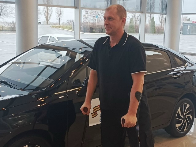 💪 Саратовскому ветерану СВО вручили ключи от нового а...