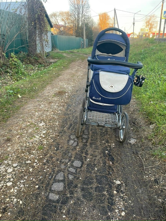 Уважаемая администрация сделайте пожалуйста тропинку...