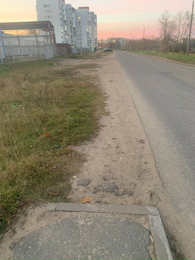 Тупик или как это называется? Где ходить? По проезжей ч?...