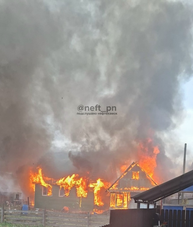 В Ташкиново горит частный дом 🙁