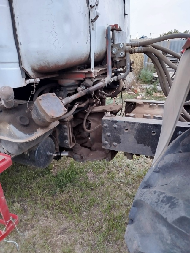 89011137429 . Продам