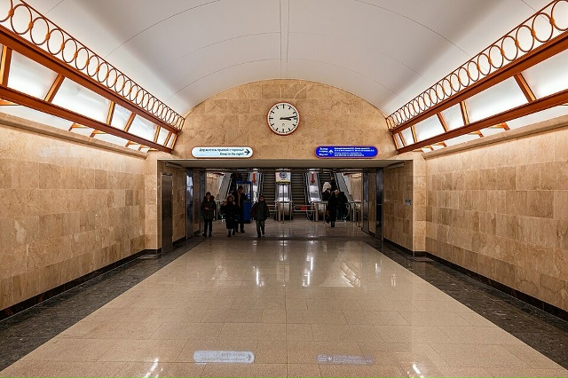 Ищу мальчика, виделись в 7 автобусе у горного около 00:00, ...