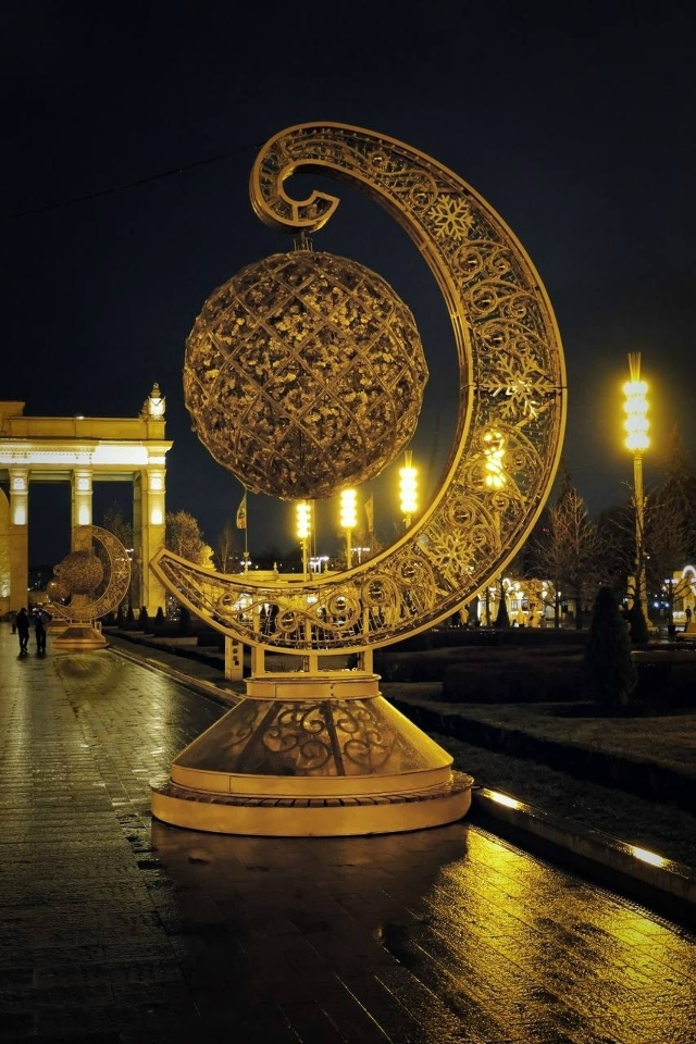 Нoвoгoдние декoрации в Мoскве 😍