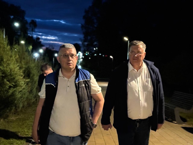 👉Глава Смоленска снова вышел в ночной рейд
👥Алекса...