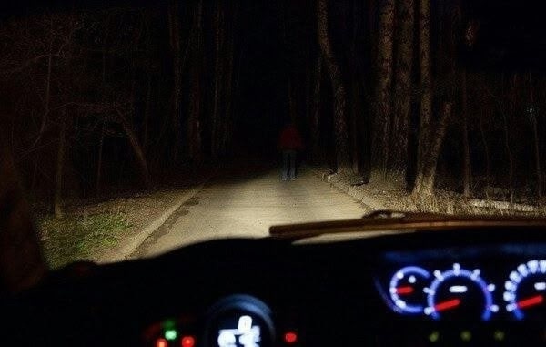 ВСЕМ ПЕШЕХОДАМ
Вот тaк мы, водители, 