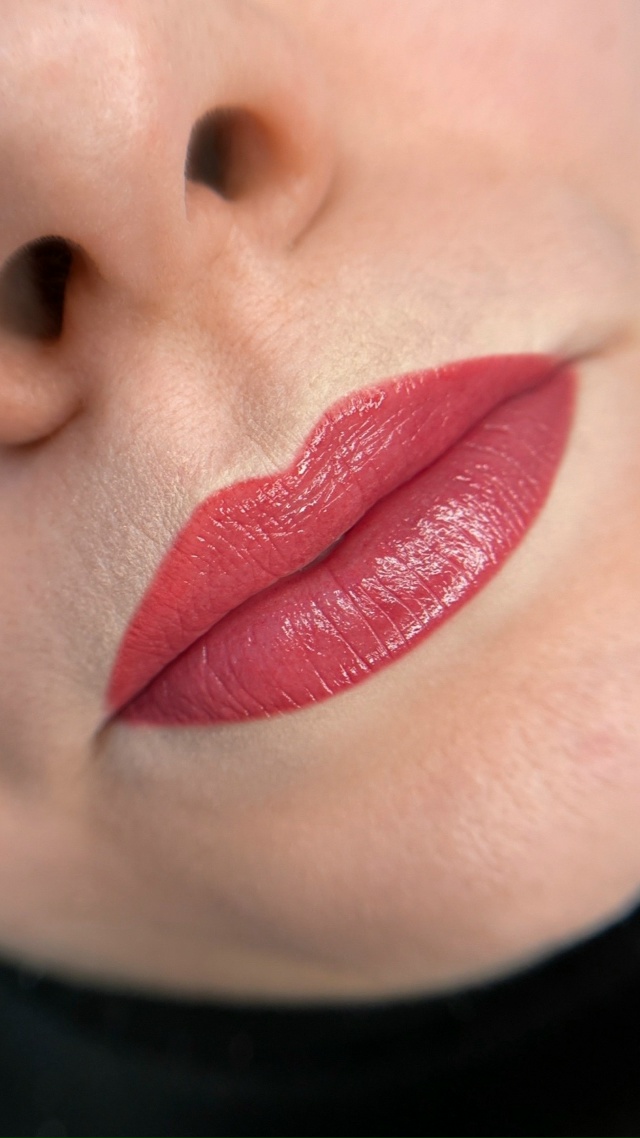 Добро пожаловать в студию красоты “Velvet”🌺
Предоставл...