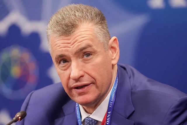 Мигрантам хотят отменить пенсии.
Государство не долж...