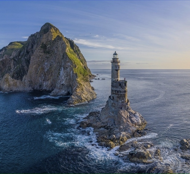 Уникальный маяк в России.
Маяк Анива находится на остр?...