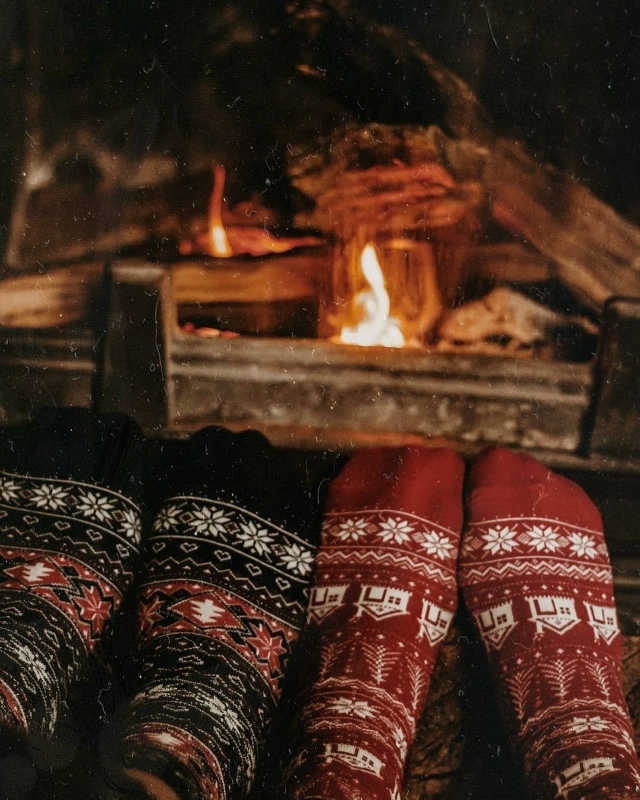 На себя не наваливай столько. Сядь. Отдохни. Всё успеет?...