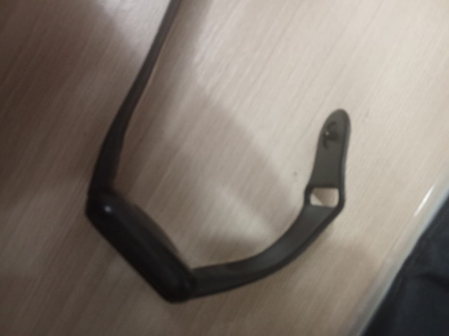 Здравствуйте, админ. выстави пожалуйста, найдены часы...