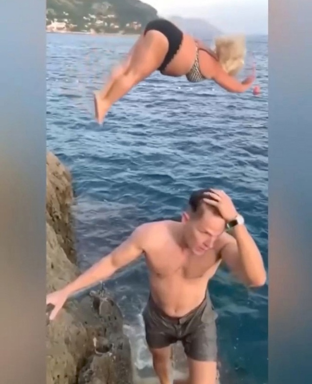задний вид хороший)