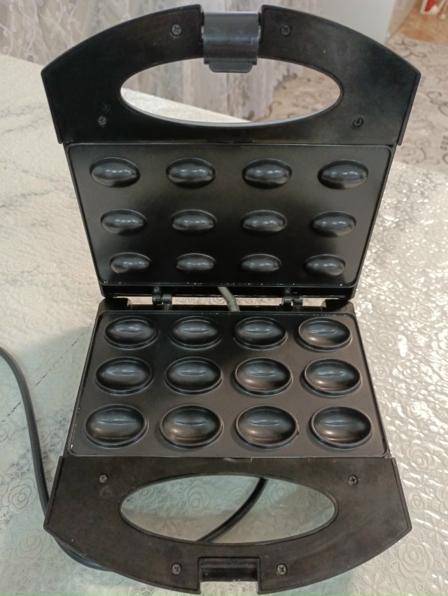 Продам, цена по телефону89534540488