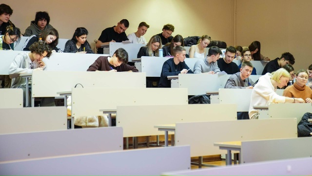 Инженеров заставят отрабатывать обучение в вузе. Иниц?...