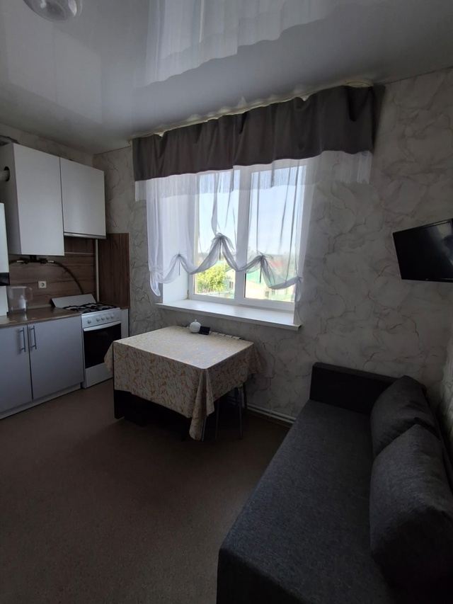 Срочно продам квартиру на Гагарина 51А, рядом автовокза...