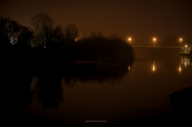 Туман в городе
Атмосферные кадры от неподражаемого Шу...