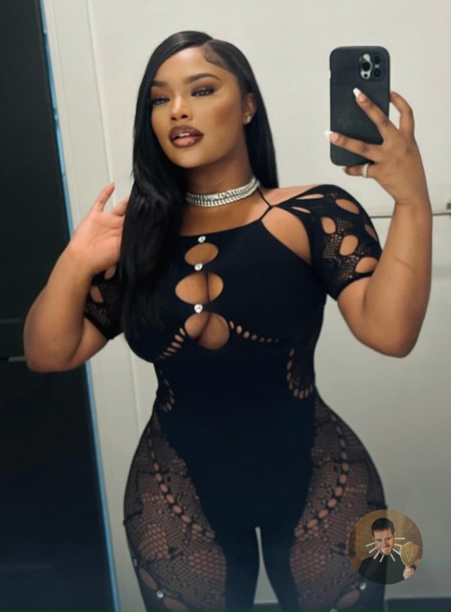 Когда ракурсы живут своей собственной жизнью
Девушка ...