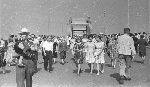 Рыбинск 1963 год. Открытие моста через Волгу