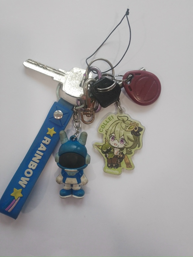 Здравствуйте! В нашем киоске хранятся уже долгое время...