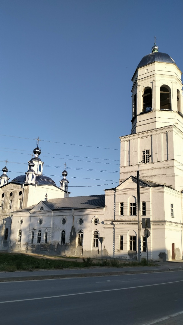 🗺 Маленькое село, в стороне от ЖД, пригород Вельска, в ?...