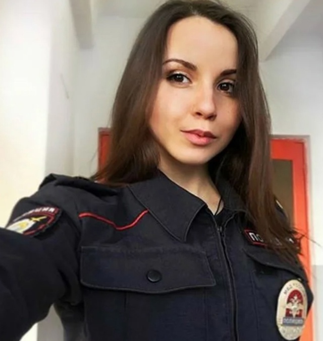 ?‍♀ Самая красивая женщина-полицейский России — и в?...