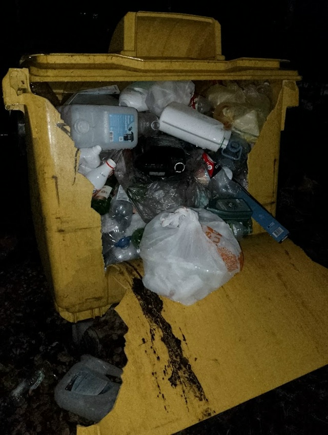 помойка в городке