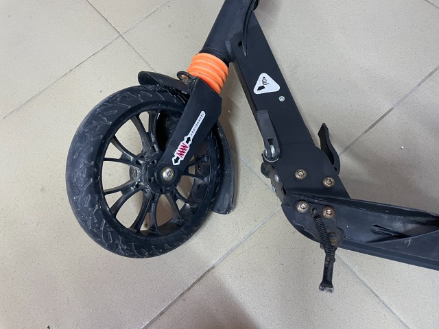 ПРОДАМ НЕДОРОГО САМОКАТ ❗️❗️❗️2250 руб.❗️❗️❗️.В х?...