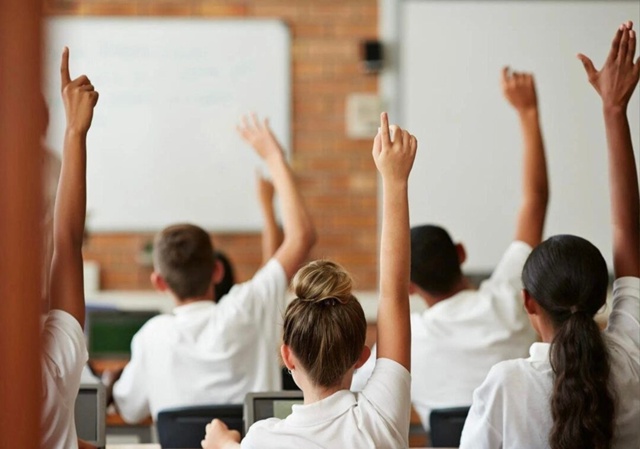 Россия готова перейти на 12-летнее школьное обучение
В?...