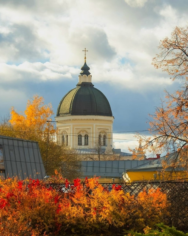 Морозовский садик — часть живописного особняка Мороз?...