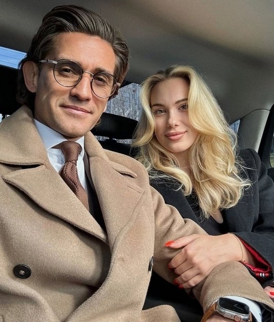 Руслан Нигматуллин женился на ведущей, которая моложе ...