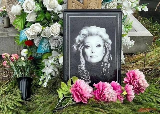 «Роковая блондинка» советского кино СВЕТЛАНА СВЕТЛИЧ?...