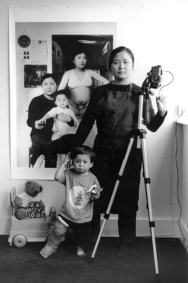 Фотоистория матери и сына — это трогательная серия че?...