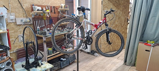 Велоремонт.Велопокрышки. Велокамеры. Велозапчасти.
Пи...