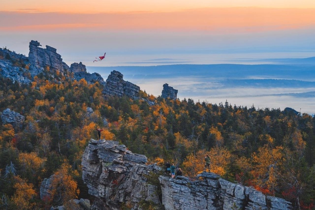 ? Помянённый камень в Красновишерском районе
В любом...
