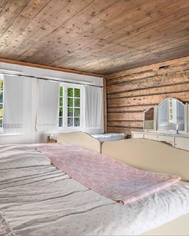 Особняк у гор в Норвегии продают всего за 2,9 млн рублей.
За цену однушки в российском регионе мож