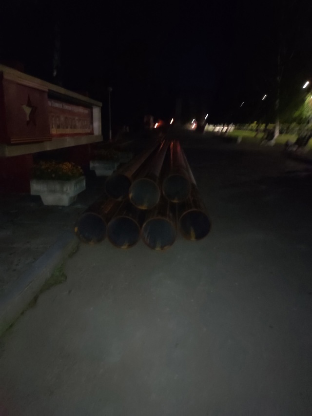 На пластик же менять вроде хотели 🤦‍♀️