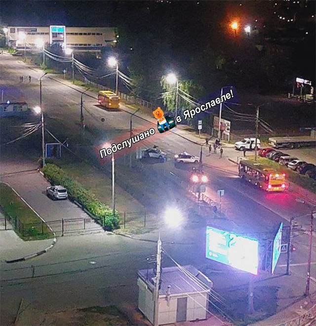У автовокзала. Наряды полиции перекрыли Силикатное шо?...